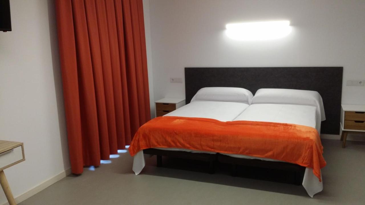 Epsilon Alcaniz Hotel Buitenkant foto