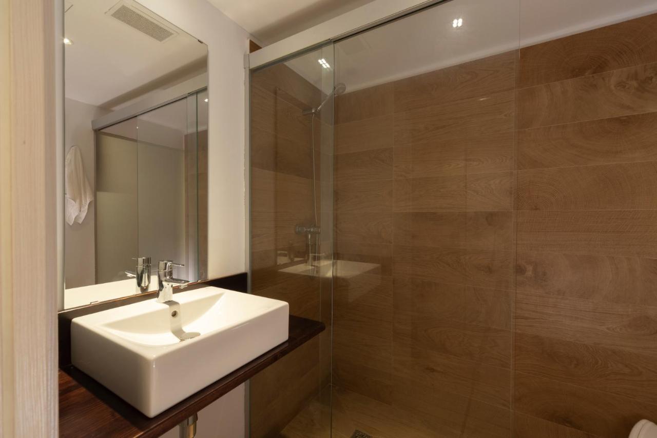 Epsilon Alcaniz Hotel Buitenkant foto