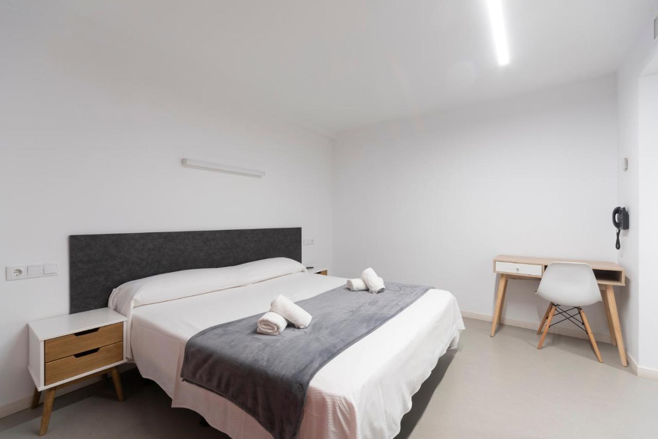 Epsilon Alcaniz Hotel Buitenkant foto